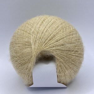 <span class=keywords><strong>Gratuit</strong></span> un échantillon 1/13NM mélange fil de dessin pelucheux hautement extensible pour tricoter une écharpe de pull - Product Image 3