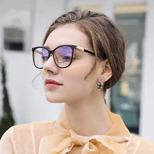 Montures de lunettes rectangulaires TR pour femmes 87004, verres optiques anti-lumière bleue, largeur de monture moyenne, lentilles en acétate, style européen - Product Image 1