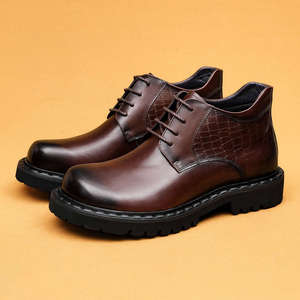 Bottes en cuir véritable pour hommes, hauteur cheville, bout rond, à lacets, semelle extérieure en caoutchouc antidérapante, style automne, vente en gros - Product Image 1