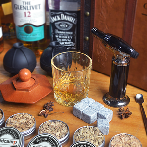 Vente en gros kit de barman de mixologie de qualité supérieure boisson fumeur de cocktail et de whisky avec verres en cubes métalliques - Product Image 2