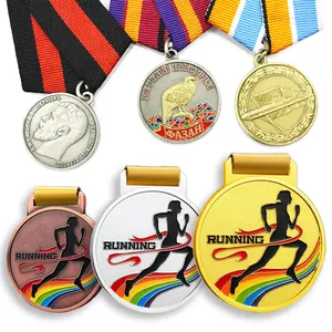 パーソナライズされたお土産ロゴランニング空手メダルマラソン3Dブランクゴールドトロフィーストラップアワードリボンスポーツメタルカスタムメダル