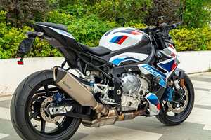 Moto Super Naked Bapma M1000R |   1000 cm³ 154 kW |   Freins Brembo M Brakes Race ABS Pro M Winglets Euro 5 - Product Image 2