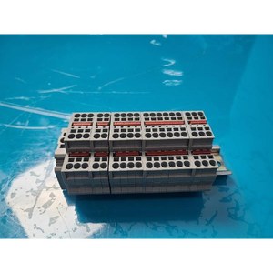 ฟินิกซ์ติดต่อ IEC 60947-7-1เทอร์มินัลบล็อกป้อนผ่านที่ใช้เป็นชิ้นส่วนอุปกรณ์เซมิคอนดักเตอร์แบบดั้งเดิม - Product Image 4
