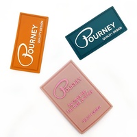Logo personnalisé 3D en caoutchouc souple, transfert thermique, étiquette en caoutchouc souple PVC pour vêtements