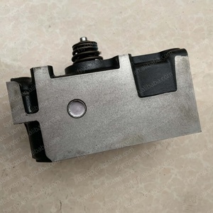 Per mitMitsubishi FUSO TRUCK 6 d22 6 d24 ENGNE testata - Product Image 3