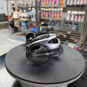 Carrete de metal Shimano 24 <span class=keywords><strong>TRANX</strong></span> 300 para pescadores avanzados que buscan el máximo rendimiento de lanzado y pesca en condiciones complejas. - Product Image 5