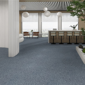 Dalles de moquette modulaires en polypropylène à poils coupés, épaisses, résistantes aux taches, antidérapantes, pour projets commerciaux et internationaux - Product Image 2