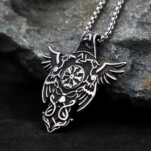Collar con colgante de cuervo vikingo nórdico Odin de Yunnique para hombre, cadena de suéter de plata tibetana con brújula, regalo de moda - Product Image 1