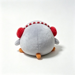 Peluche pingouin personnalisée pour l'hiver, animal en peluche pingouin, pingouin en peluche avec cache-oreilles, jouet pingouin rond et dodu - Product Image 4