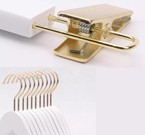 <span class=keywords><strong>Cintre</strong></span> en <span class=keywords><strong>bois</strong></span> blanc de luxe avec logo personnalisé, <span class=keywords><strong>cintre</strong></span> à <span class=keywords><strong>pince</strong></span> antidérapant, <span class=keywords><strong>cintre</strong></span> en <span class=keywords><strong>bois</strong></span> pour boutique de vêtements - Product Image 2
