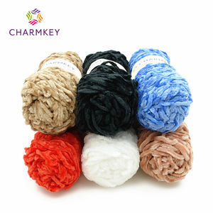 Charmkey <span class=keywords><strong>Chenille</strong></span> Golden Velvet <span class=keywords><strong>Laine</strong></span> Boule Moyen Épais Tricotage pantoufles Crochet Ligne Fabricants <span class=keywords><strong>Laine</strong></span> En Gros - Product Image 3