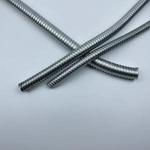 Conducto de <span class=keywords><strong>Cable</strong></span> <span class=keywords><strong>Corrugado</strong></span> Cuadrado Flexible Resistente al Fuego con Revestimiento de PVC de Acero Inoxidable a <span class=keywords><strong>Precio</strong></span> de Fábrica - Product Image 3
