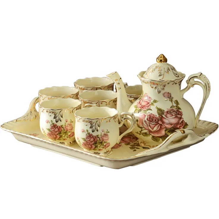 Nieuwe Product Klassieke Bloem Ontwerp Rose Bone China Koffie Thee Cup Set Met Theepot En Lade