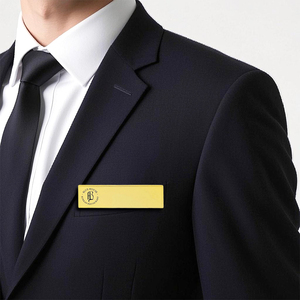 Logotipo personalizado del hotel Gráficos en blanco Insignia de metal Placas de identificación Etiquetas Acabado profesional minimalista para el sector de servicio del personal ENVÍO RÁPIDO - Product Image 5