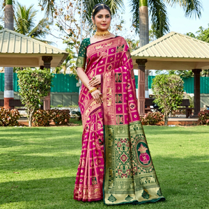 Traditional Purple and <b>Green</b> <b>Silk</b> Saree with Gold Border for Women Wedding & Party Wear India Pakistan - Product Image 1
