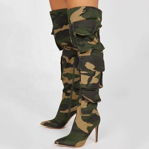 Botas de tacón fino para mujer, hasta la rodilla, con bolsillos, punta afilada, camuflaje, estilo vaquero, talla 44, Silver Prints - Product Image 3