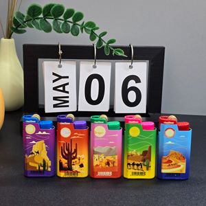 Encendedor de Butano Recargable de Diseño Novedoso y Moderno, Encendedor Cuadrado Grande de Aleación Metálica para Cigarrillos, Uso en Fiestas y Cocina - Product Image 5