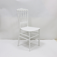 Nouvelles chaises de mariage empilables en résine pour événements à Dubaï, chaises de jardin en plastique pour mariages, vente en gros