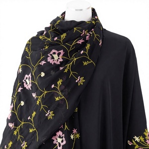 Set Hijab Elegante in Lana e Chiffon <span class=keywords><strong>con</strong></span> Ricami Floreali, <span class=keywords><strong>Abito</strong></span> in Stile Etnico <span class=keywords><strong>con</strong></span> <span class=keywords><strong>Maniche</strong></span> Lunghe e Abaya <span class=keywords><strong>a</strong></span> <span class=keywords><strong>Maniche</strong></span> <span class=keywords><strong>a</strong></span> <span class=keywords><strong>Pipistrello</strong></span> - Product Image 1