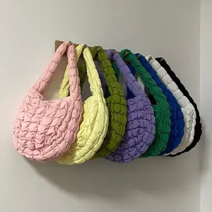 Ladies Shopping Shoulder Quilt Puffer Cloud Handbag Wrinkle Design Paddle Fashion Candy Colour Summer Styles Girls Tote Handbag