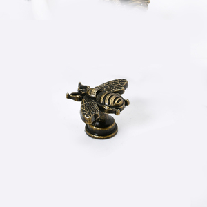 Poignées de meubles créatives en alliage de zinc antique, forme abeille, à trou unique, pour tiroirs et armoires de chambre d'enfant - Product Image 5