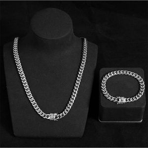 สร้อยคอแบบ Cuban Link ชุบทอง 18K ทำจากสแตนเลส ขนาด 7-30 นิ้ว 6 มม. 8 มม. 10 มม. 12 มม. 14 มม. สร้อยคอไทเทเนียมแบบ Cuban - Product Image 4