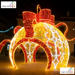 Boule de Noël LED géante lumineuse pour extérieur, éclairage d'événements extérieurs - Product Image 1