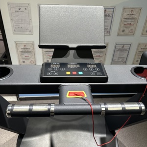 <span class=keywords><strong>Cinta</strong></span> de correr de fitness de velocidad ajustable e inclinación de alta calidad; estructura robusta; Movimiento estable; para uso en el gimnasio. - Product Image 4