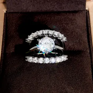 세련된 3PCS/세트 라운드 컷 다이아몬드 결혼 반지 세트 여자 섬세한 마이크로 파베 CZ 아이스 아웃 지르콘 링 커플 쥬얼리 세트