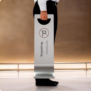 Một hình xoay Sàn thép không gỉ đứng bãi đậu xe dấu hiệu trơn khu vực cảnh báo hình nón hiển thị giá - Product Image 3