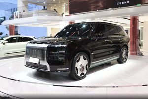 Zeekr 9Xハイブリッド電気SUV新自動ユーロVI高級車 | ロールスロイスレベル高品質アルミニウム合金パノラマサンルーフ - Product Image 2