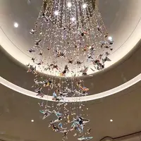 Lustre de borboleta de cristal moderno, projeto de casamento personalizado, lustre de cristal personalizado, pingente de vidro para lobby, decoração de pendurar