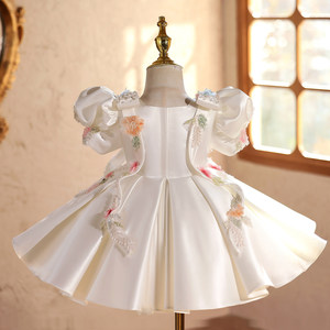 Abito <span class=keywords><strong>da</strong></span> Cerimonia per Bambine con Fiori 3D, Applicazioni di Perle e Gonna in Raso a Palloncino - Product Image 4