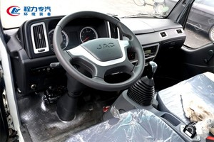 Camion à ordures compacteur à déchargement fermé JAC, sans pollution secondaire - Product Image 5