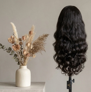 Peluca de Cabello Humano Negro Largo y Ondulado de Primera Calidad para Mujer, Peluca de Cabello Grueso de Aspecto Natural, Longitud OEM para Uso Diario - Product Image 1