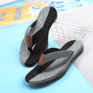 Chaussures de plage d'été pour hommes, tongs noires confortables, glissades à fond épais et doux, pantoufles d'extérieur antidérapantes, Offre Spéciale pour un usage domestique - Product Image 3