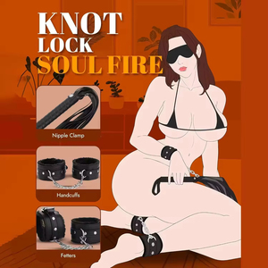 Kit de bondage BDSM 11 pièces : Ensemble de retenue, menottes, attaches de cheville, collier, laisse, fouet, corde, bandeau pour les yeux, pinces à tétons, jouet fétichiste - Product Image 4