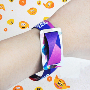 Bracelet RFID ajustable en époxy, étiquette NFC, bracelet tissé <span class=keywords><strong>jetable</strong></span> et étanche pour événement/billet/accès, fréquence 13,56 MHz - Product Image 3