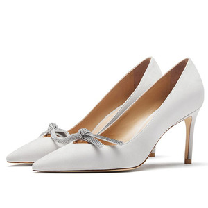 Eleganti <span class=keywords><strong>scarpe</strong></span> da <span class=keywords><strong>sposa</strong></span> bianche per la <span class=keywords><strong>sposa</strong></span> tacco basso ultimi tacchi tacchi con strass di cristallo <span class=keywords><strong>scarpe</strong></span> eleganti da donna - Product Image 4