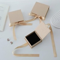 Boîte en carton personnalisée en forme de livre, marron, beige, blanc crème, pour boucles d'oreilles pendantes, bagues, colliers et clous d'oreilles