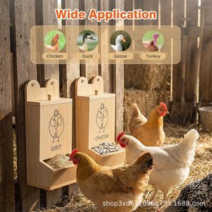 Comedero de madera para gallinas, comedero colgante de madera para gallinas, dispensador de alimento para animales pequeños de madera maciza - Product Image 1