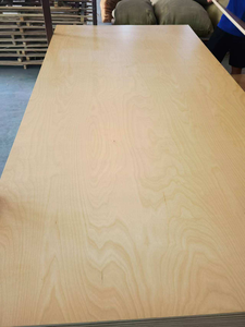 Panneaux de contreplaqué mélaminé de qualité supérieure, couleur bois, haute résistance, multicouches, pour le stockage et les placards, vente en gros directe d'usine chinoise. - Product Image 3