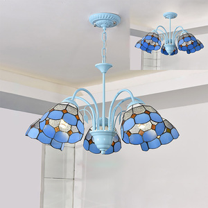 Lustre méditerranéen stratiforme à 3 lumières en fer forgé bleu clair avec mosaïque de verre en cristal pour villa côtière ou bistrot - Product Image 2