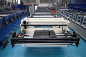 Machine de formage à froid de tôles métalliques <span class=keywords><strong>pour</strong></span> toitures, machine de production de tôles ondulées en fer galvanisé à froid - Product Image 3