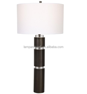 Lampe de table en verre transparent avec port USB et prise de courant, abat-jour en lin et base noire pour chambre d'hôtes, chambre à coucher, salon - Product Image 4