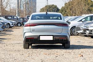 2024 BYD Qin L DM-i Sedan New Lanch 120km 2.9L/100km Hybrid EV Car Gasolina New Energy Vehicle con estructura de carrocería - Product Image 4