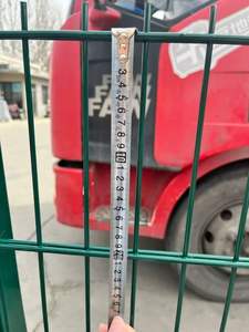 Clôture en treillis métallique soudé incurvé 3D moderne, facile à installer pour la maison/le jardin, <span class=keywords><strong>vue</strong></span> dégagée, durable, clôture extérieure, grande quantité en stock - Product Image 4