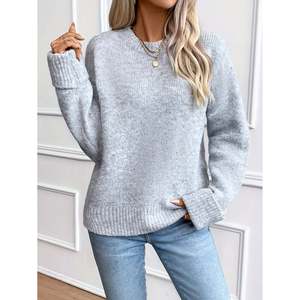 Suéter de Punto para Mujer, Color Gris Claro, Cuello Redondo, Hombros Caídos, Estilo Relajado, para Invierno - Product Image 1