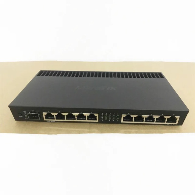 NEW MikroTik 10xGigabit Port SFP+ 10Gbps Interface WiFi Ethernet Router RB4011iGS+RM