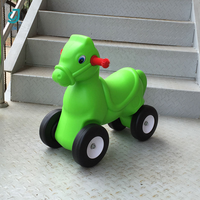 Cheval à bascule pour maternelle XYJ, best-seller